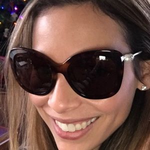 FINAL SALE😁🎉🍾Chanel Sunglasses. Make an Offer😁